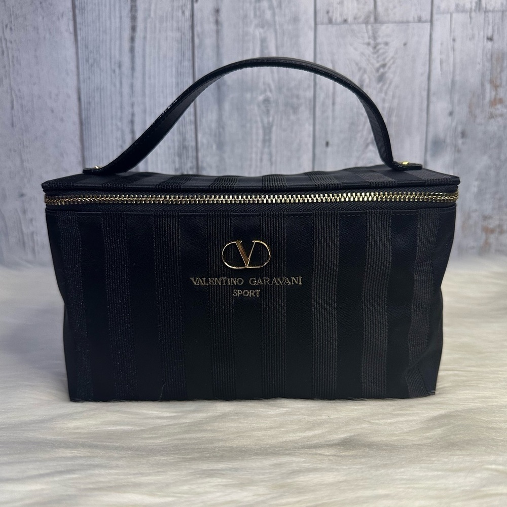 VALENTINO GARAVANI cosmetic case in black
